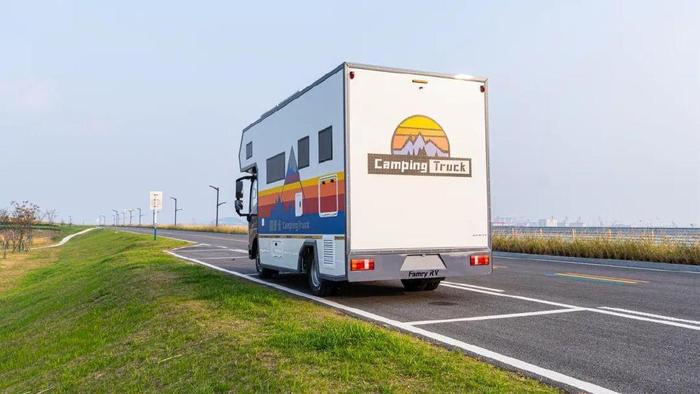 豪华露营新体验 法美瑞CampingTruck露营卡 奢享房车生活